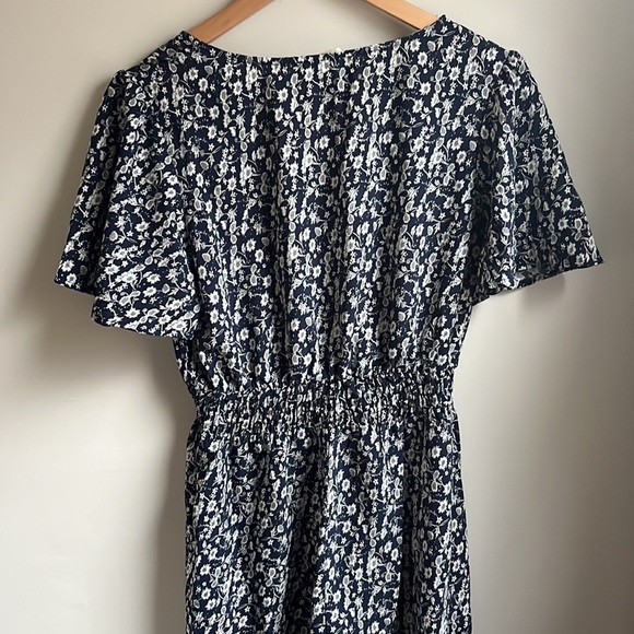 ee:some jumpsuit - Picture 2 of 5